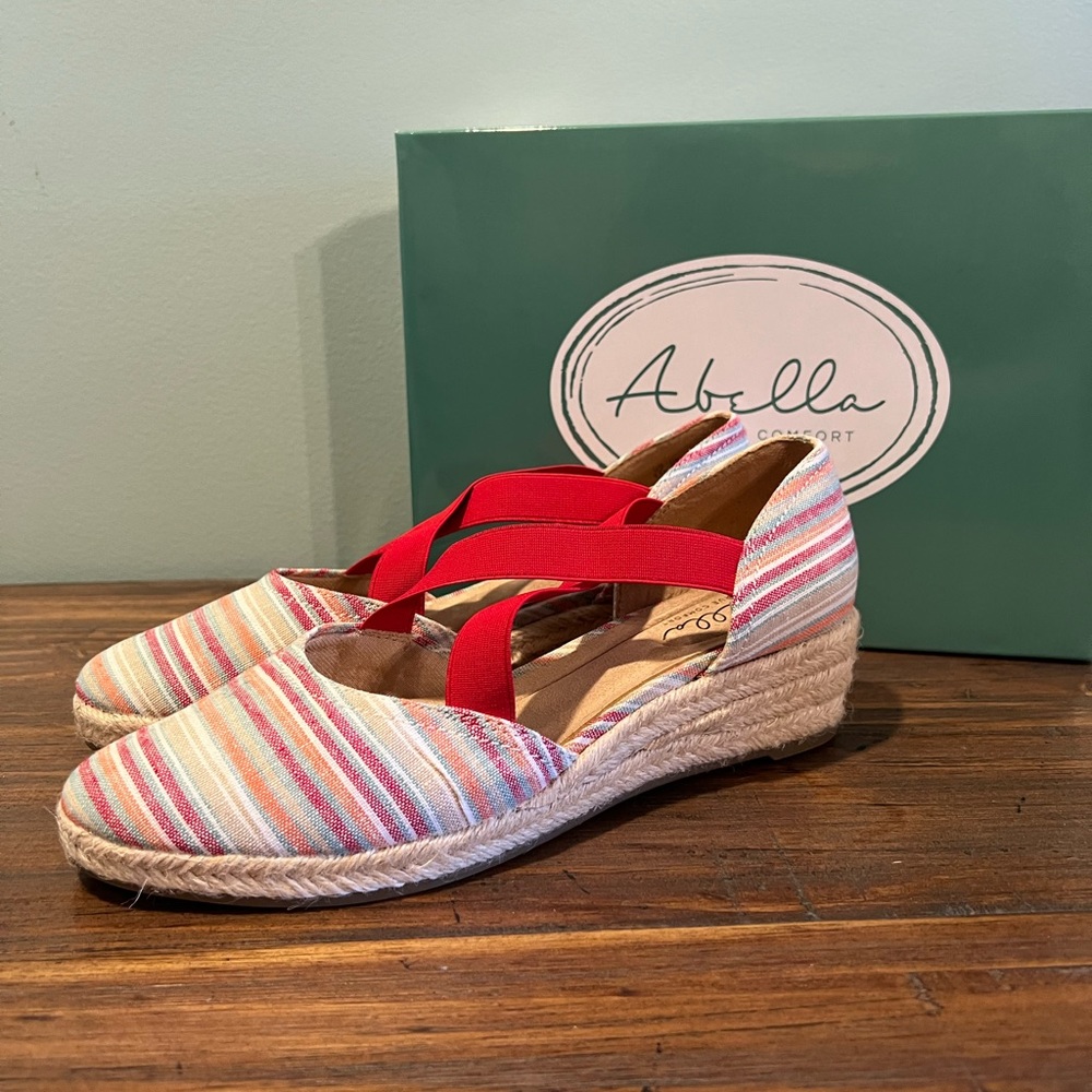 Nib Cross Strap Wedge - image 3